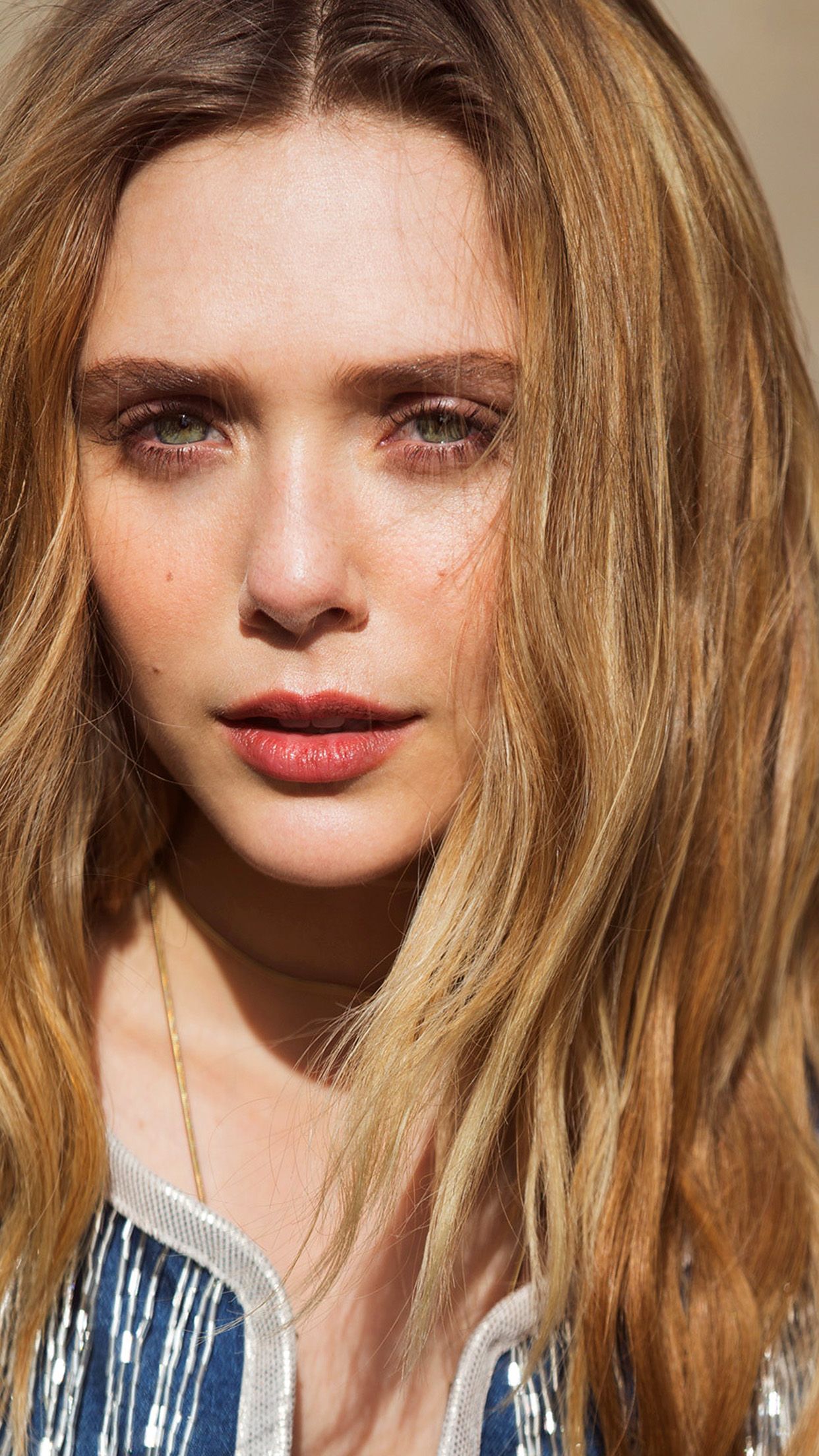 Elizabeth Olsen Photoshoot Film Actress