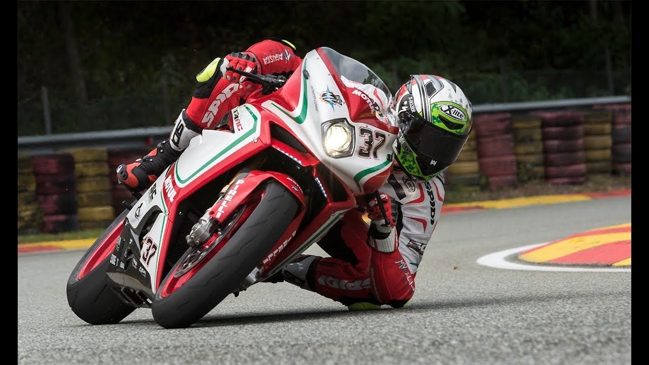 new MV Agusta F4RC Limited Edition studio +details & action