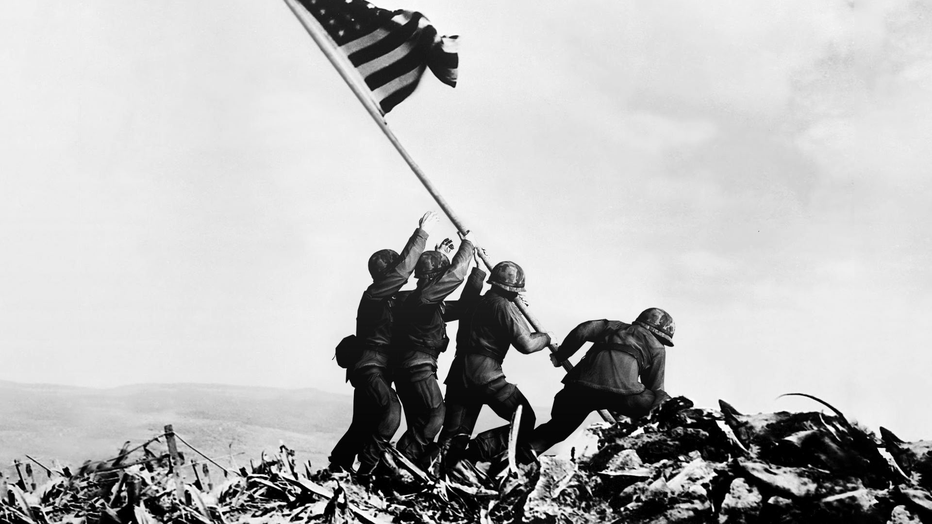 Raising the Flag On Iwo Jima Wallpaper