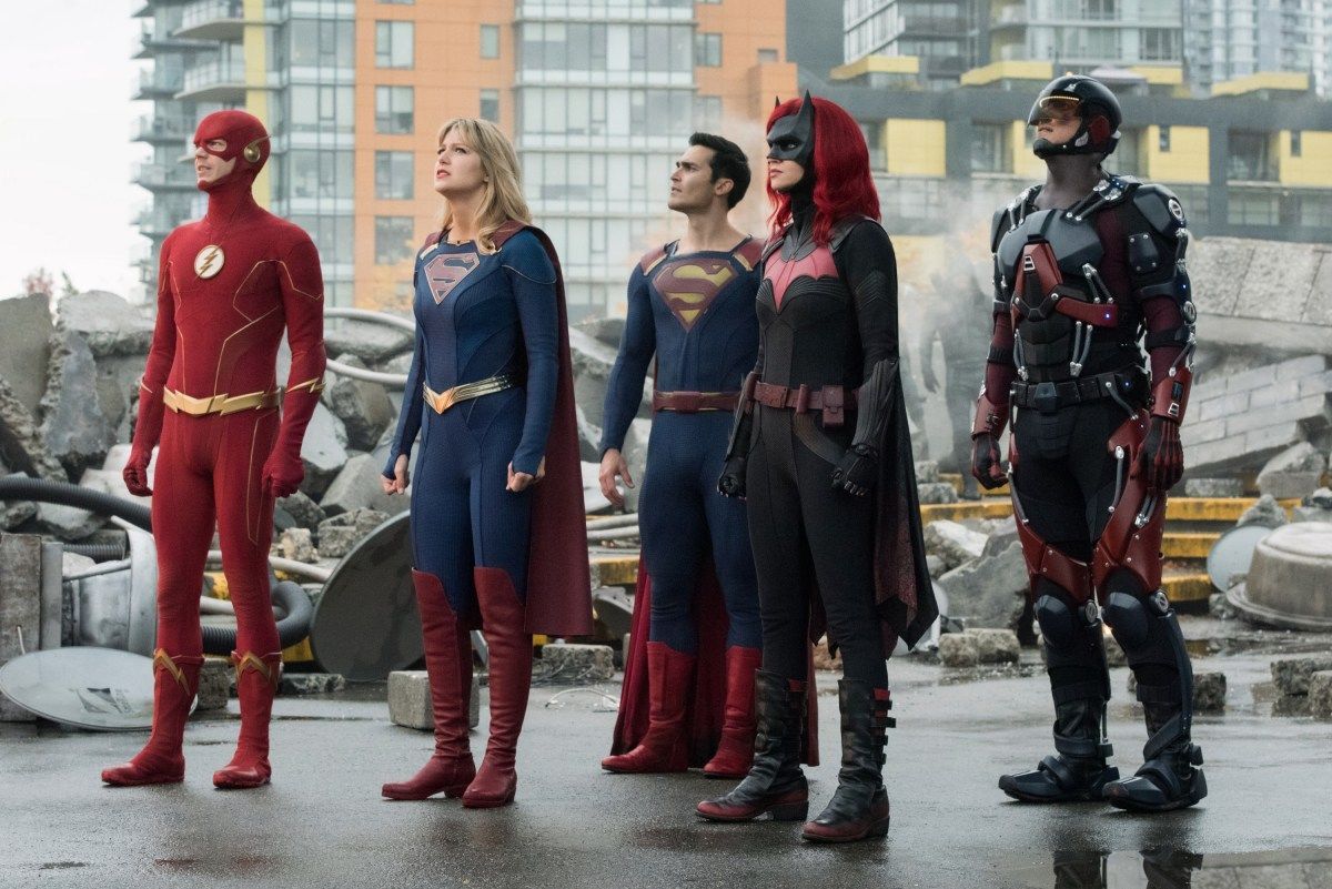 CW releases first photo from Crisis on Infinite Earths