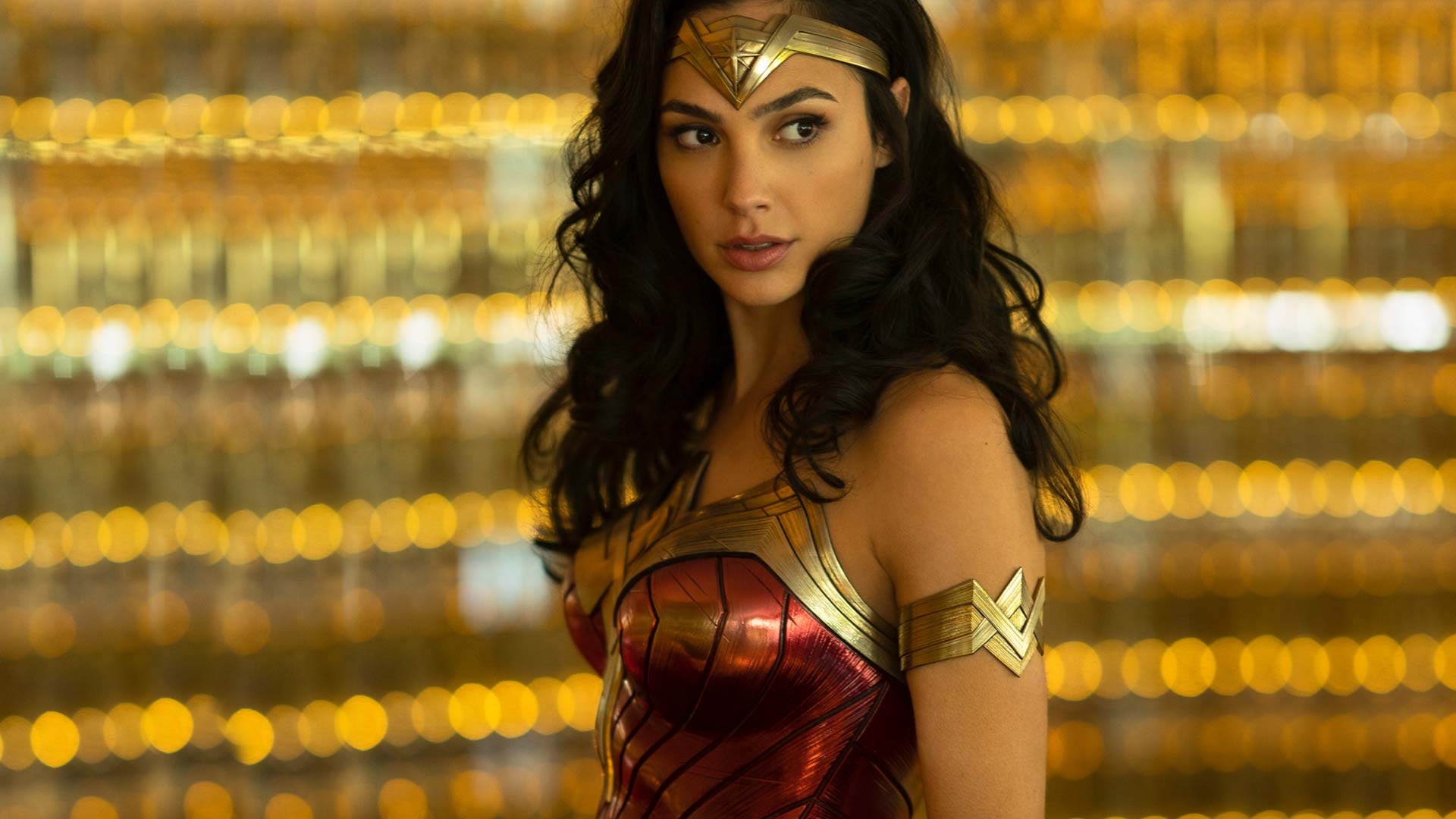 The New 'Wonder Woman 1984' Shows That This Literal