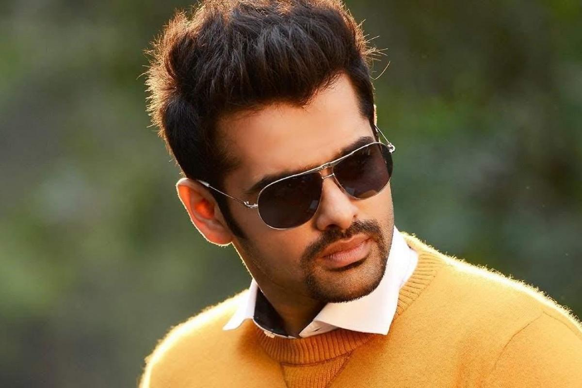 Maruthi, Ram Pothineni team up for breezy family drama- The New