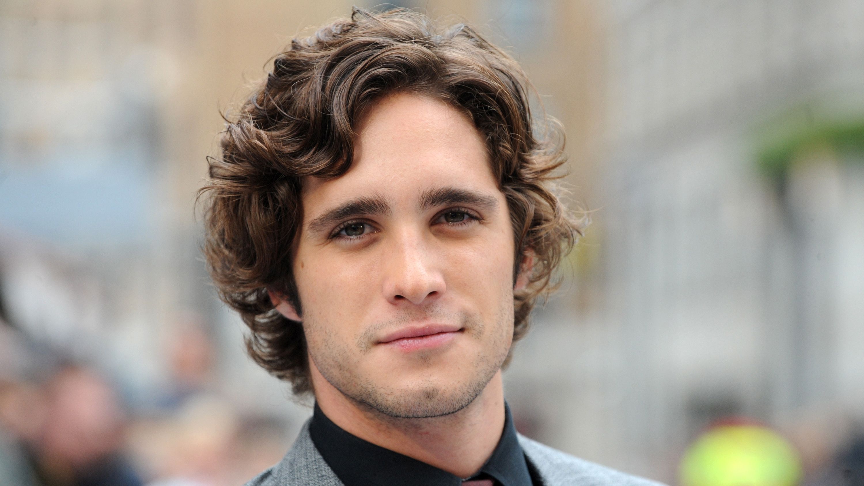 Popular Mens Curly Hairstyles and Haircuts Ideas