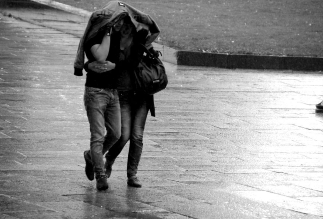 Love Couple Black And White Wallpaper