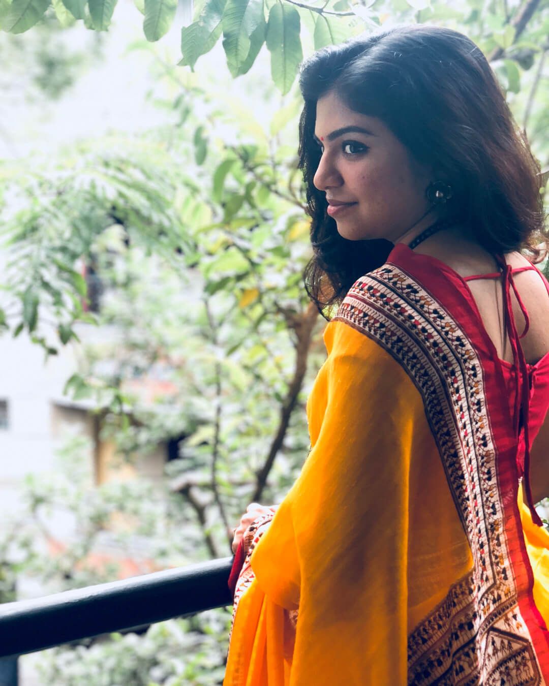 Raveena Tandon Cute Hot Pretty Pics PoPoPics com