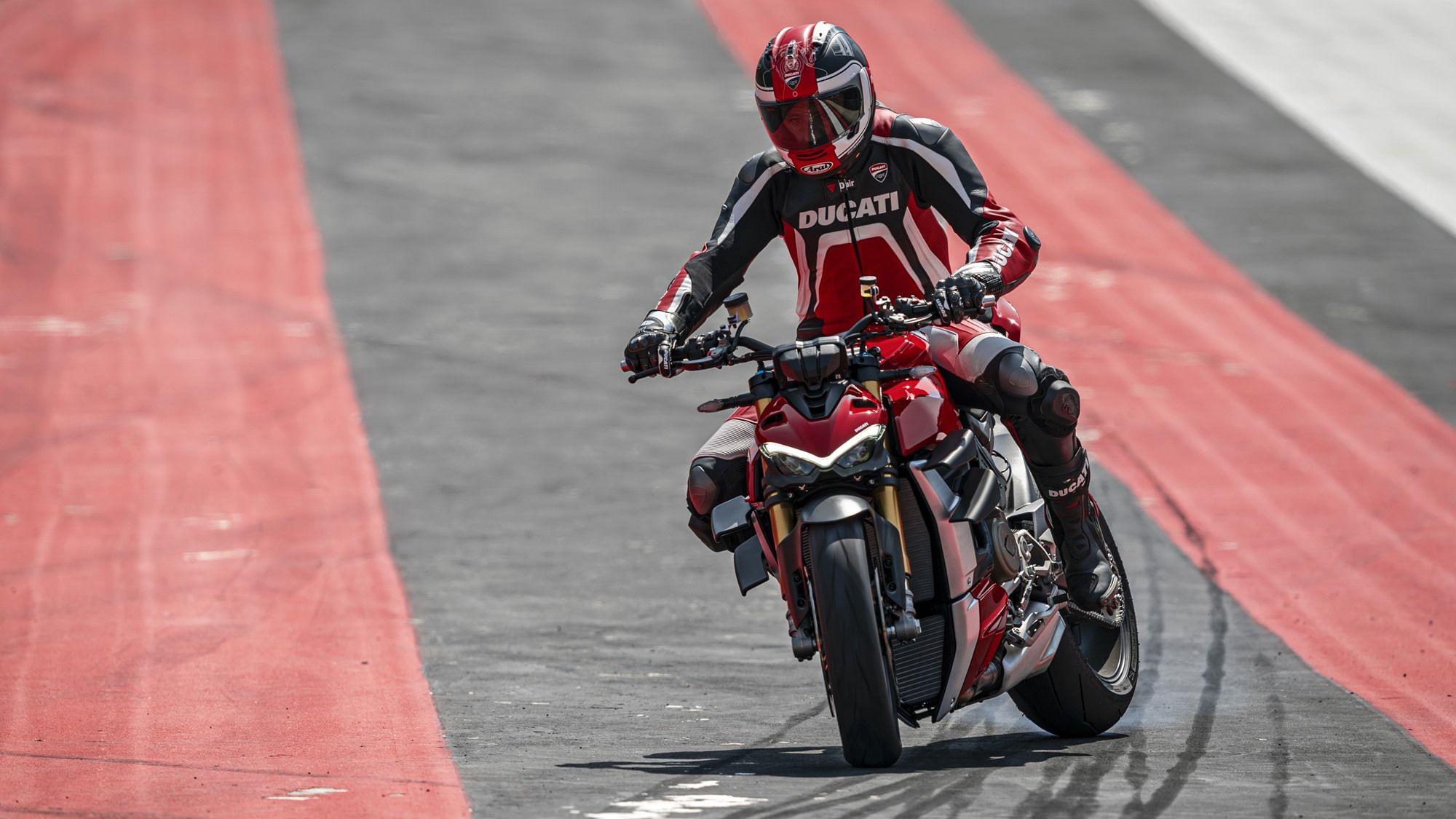 Ducati Streetfighter V4 S