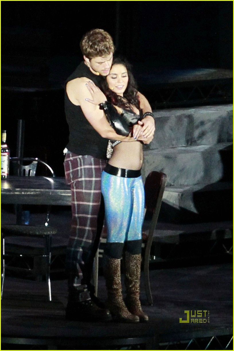 Vanessa Hudgens as Rent's Mimi - FIRST PICTURES!: Photo 2471830