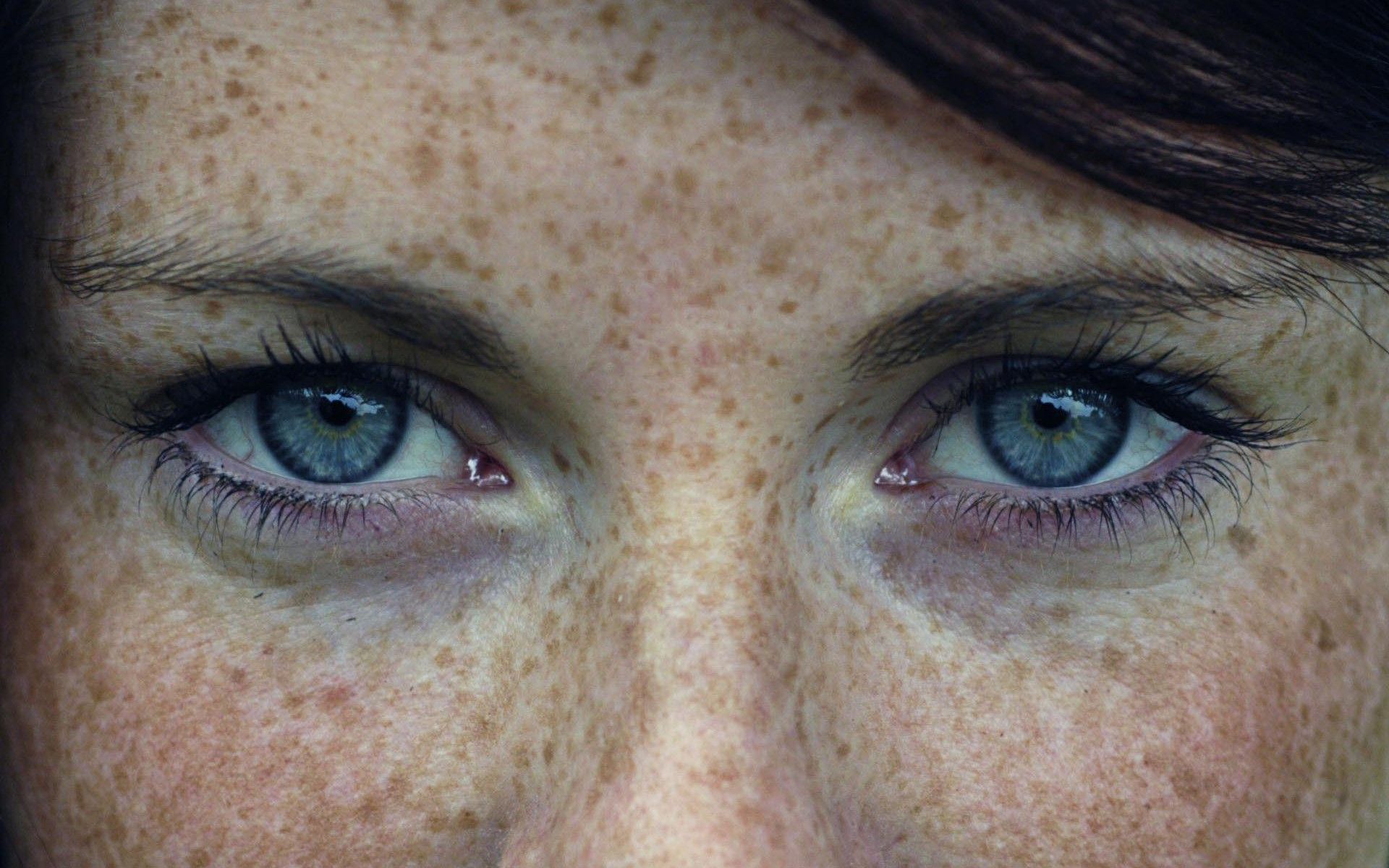 Download Women Close up Wallpaper 1920x1200