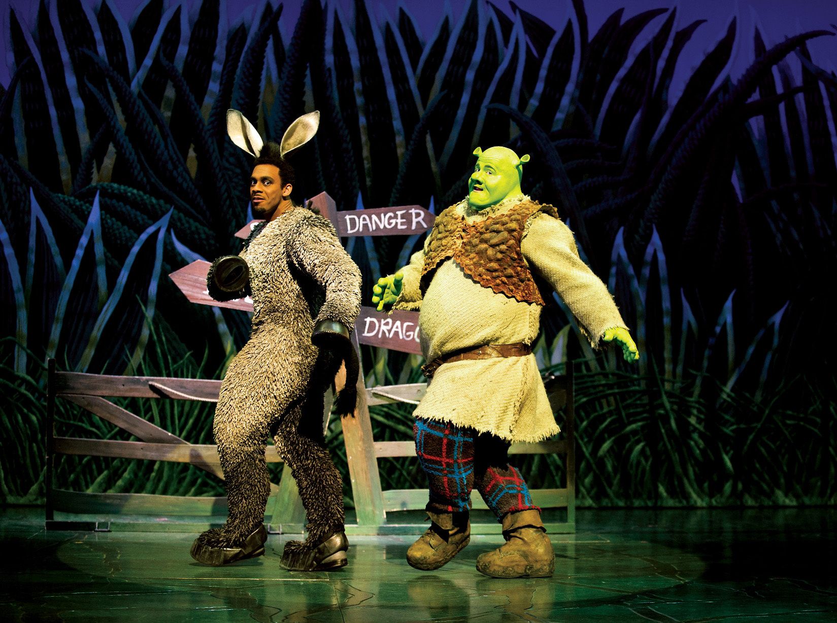 Donkey and Dean Chisnall in Shrek the Musical Cartoon Wallpaper