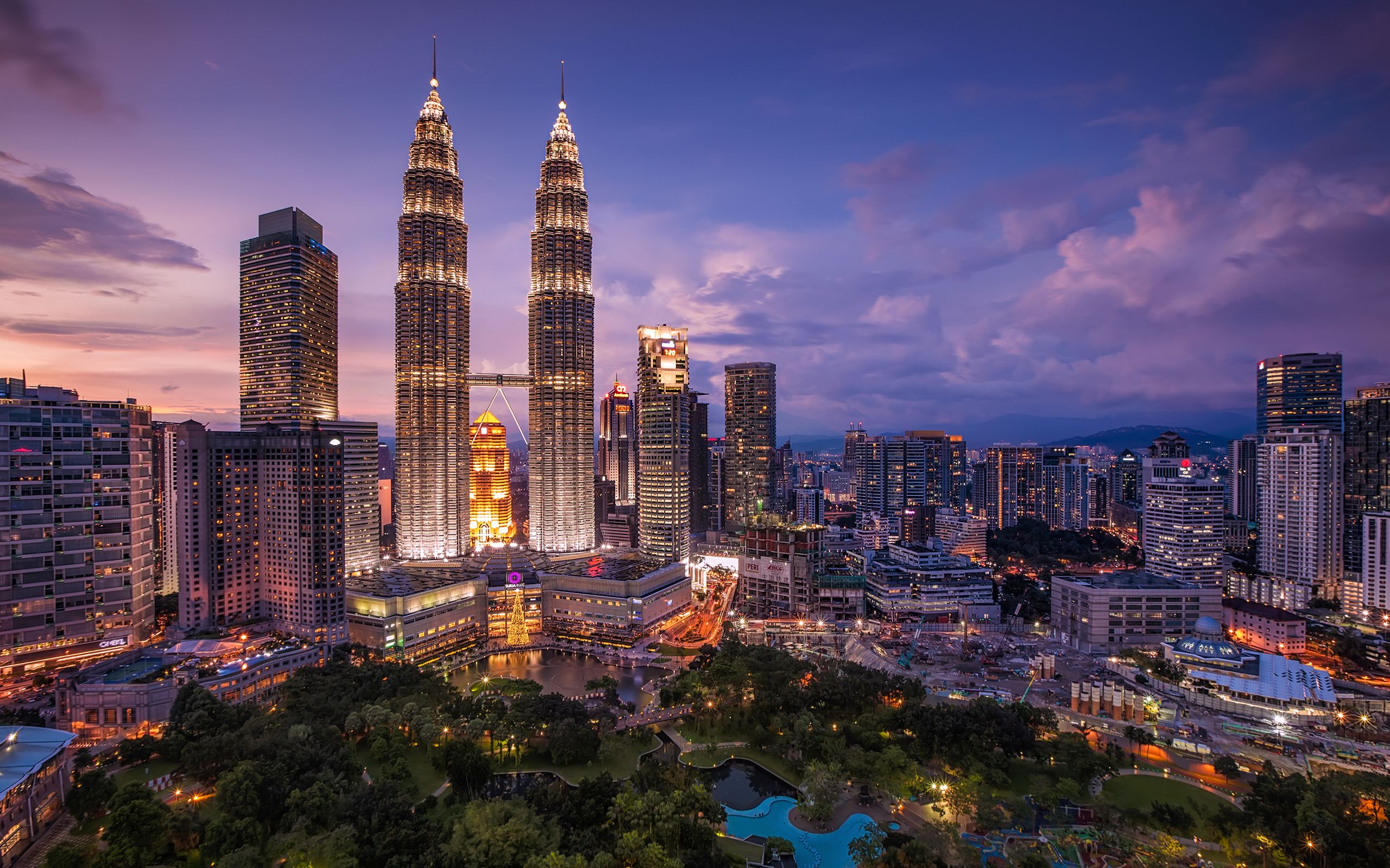 Daily Wallpaper: Petronas Towers, Malaysia. I Like To Waste My Time