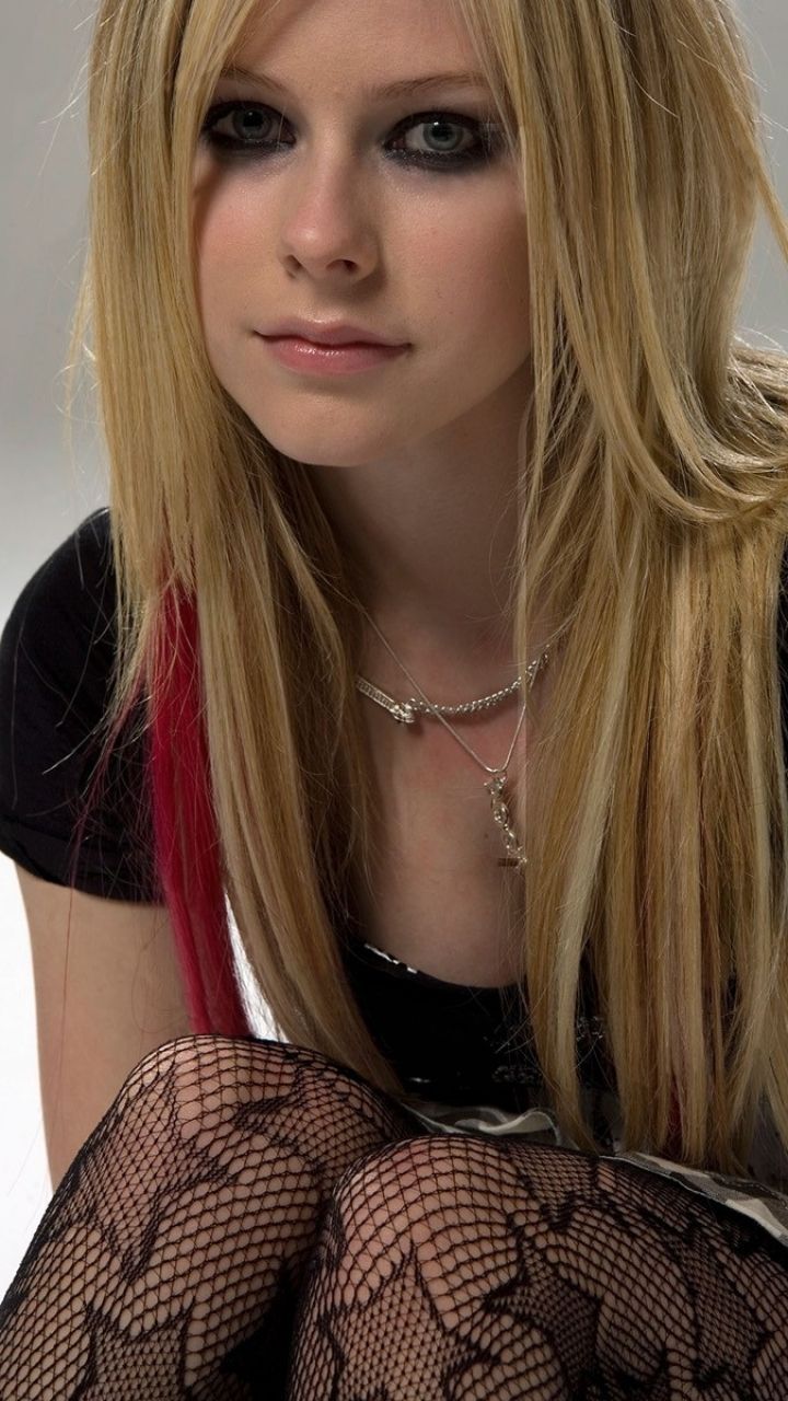 Music Avril Lavigne (720x1280) Wallpaper