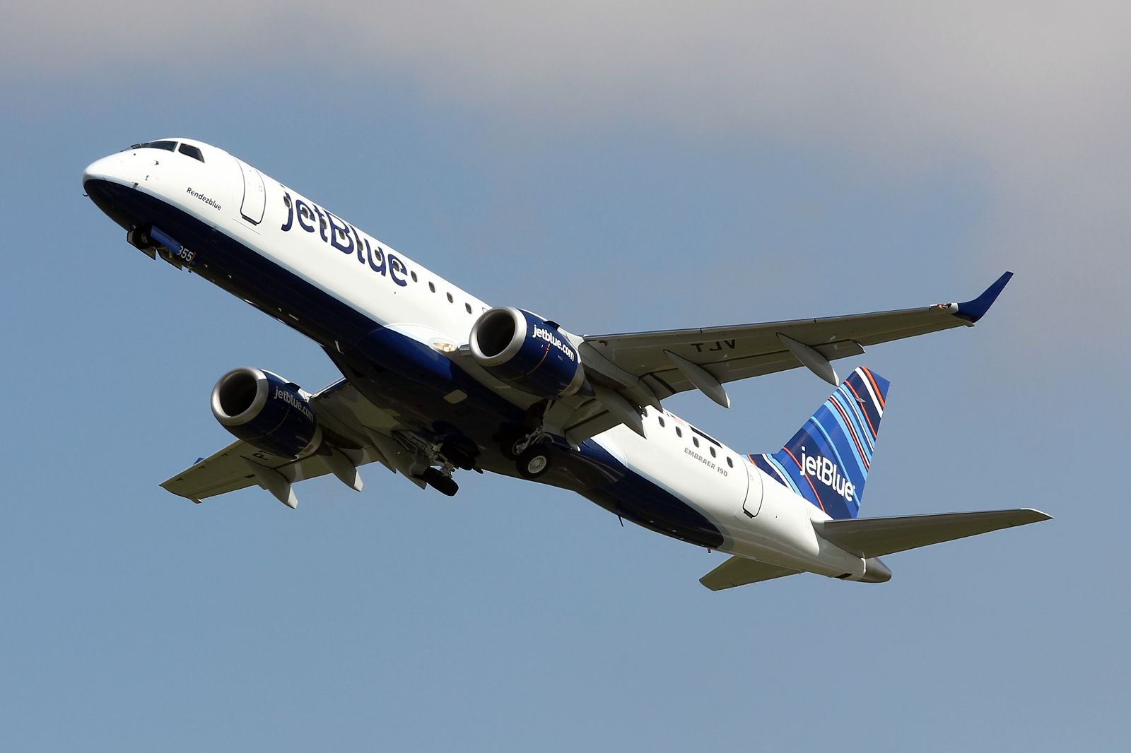 JetBlue Airways With Embraer 190 Rendezblue After Takeoff