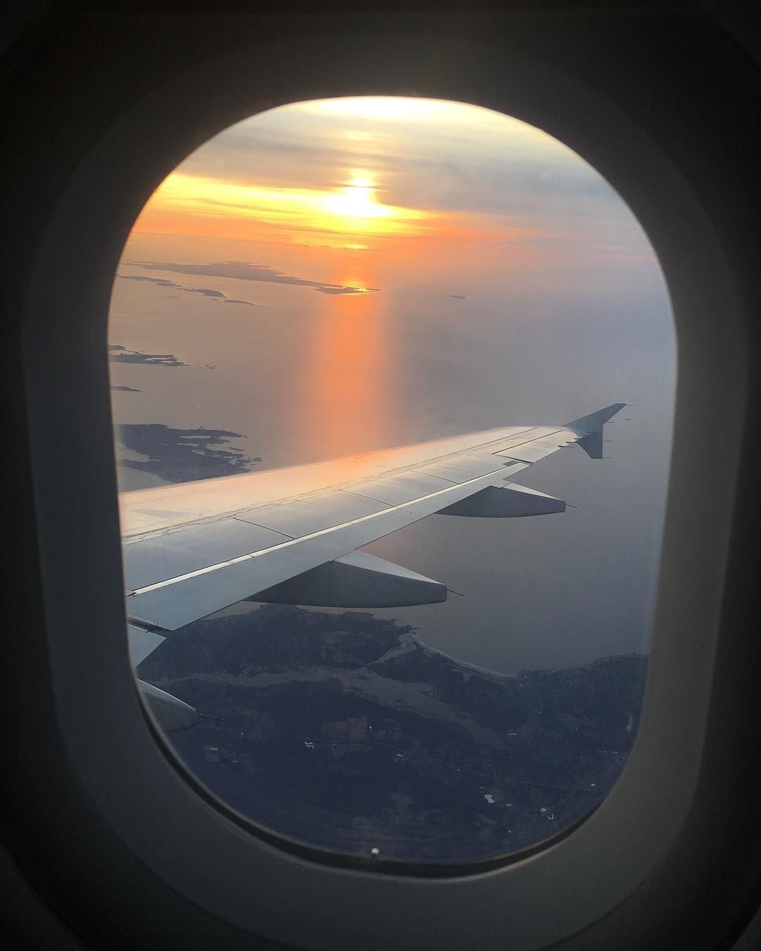 Alison Poirier on Instagram: “#jetblue #homewardbound #windowseat