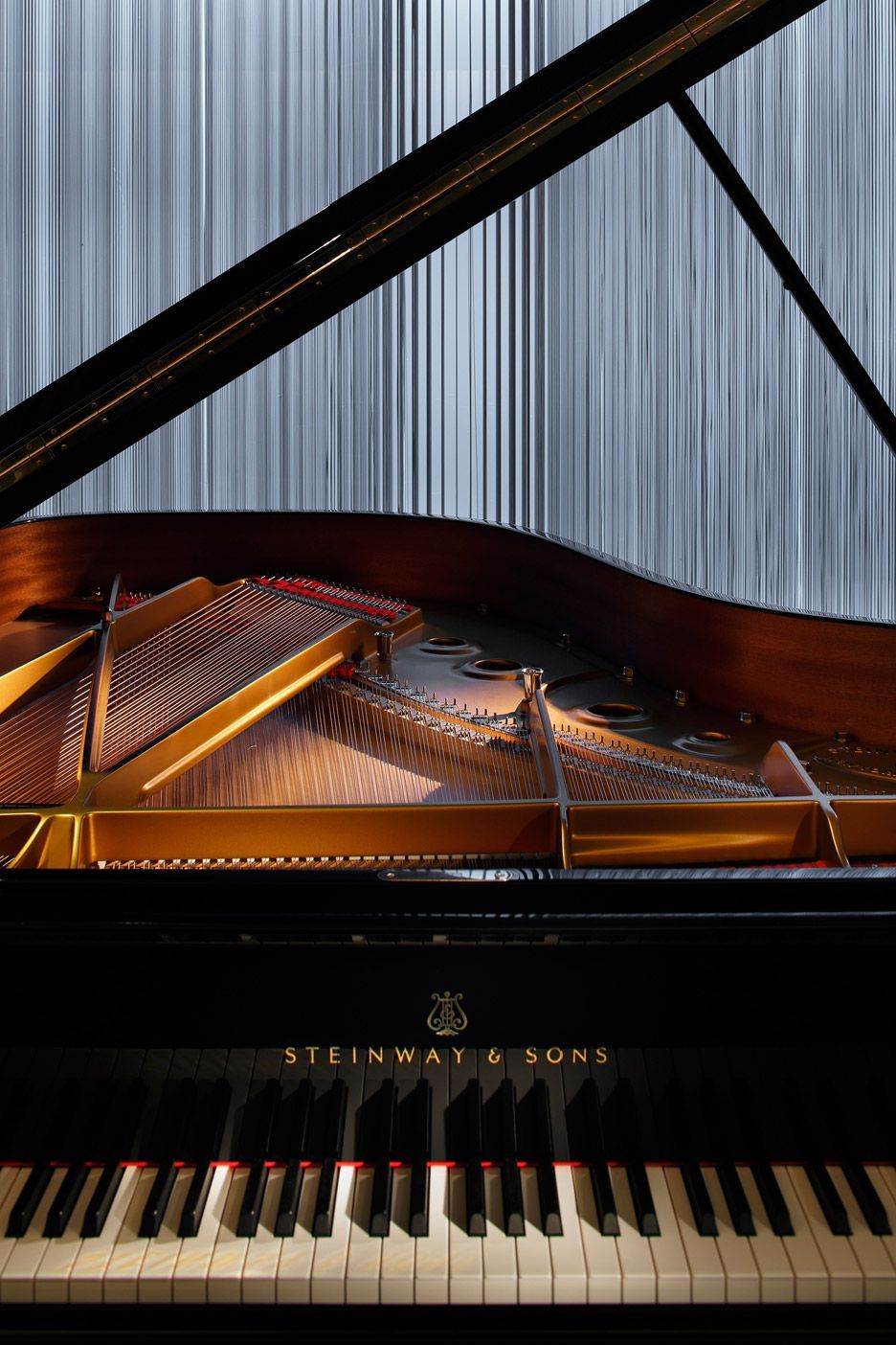 The design of the Steinway & Sons showroom in Tokyo is intended to