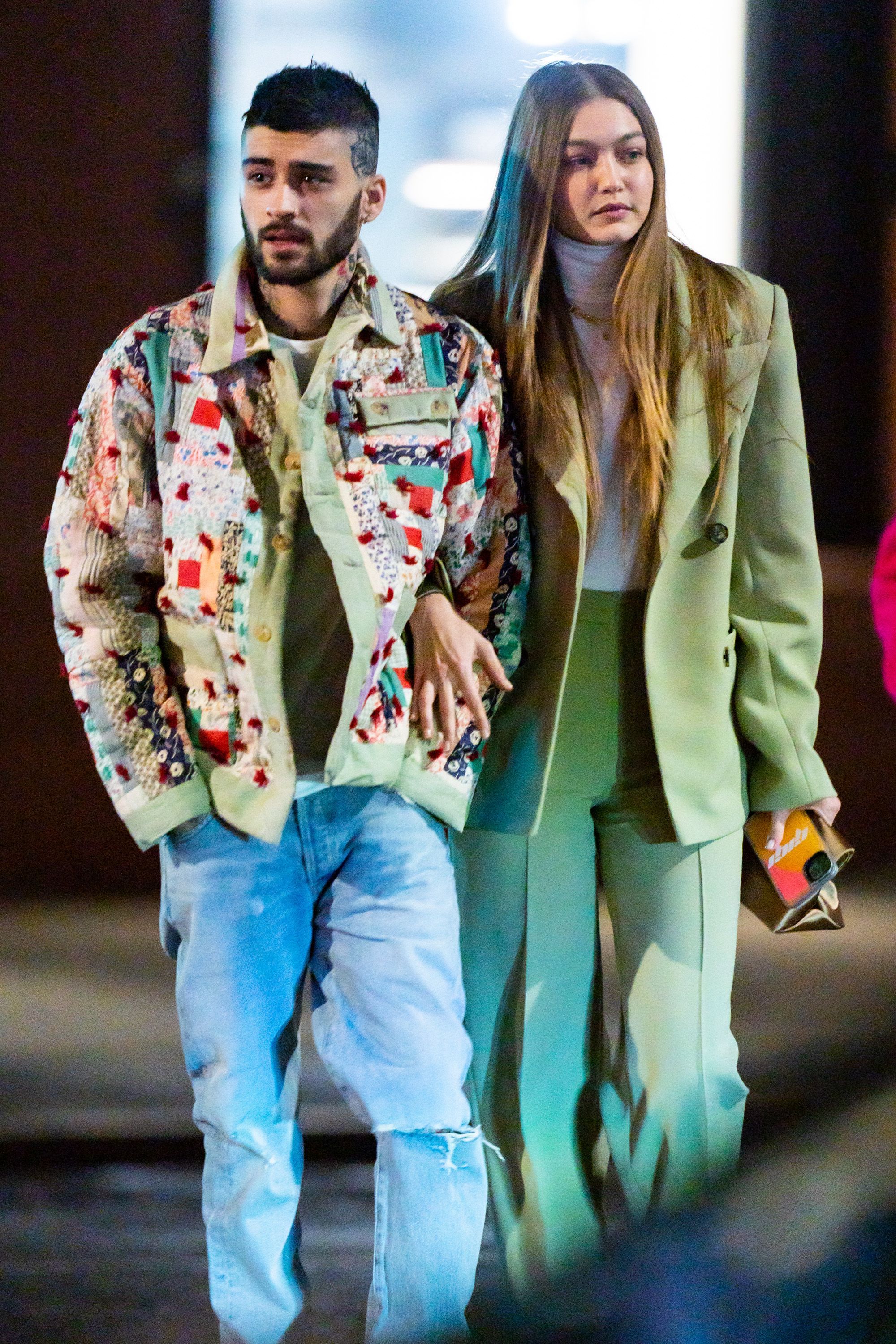 Gigi Hadid and Zayn Malik Show PDA on His Birthday and Fuel Dating