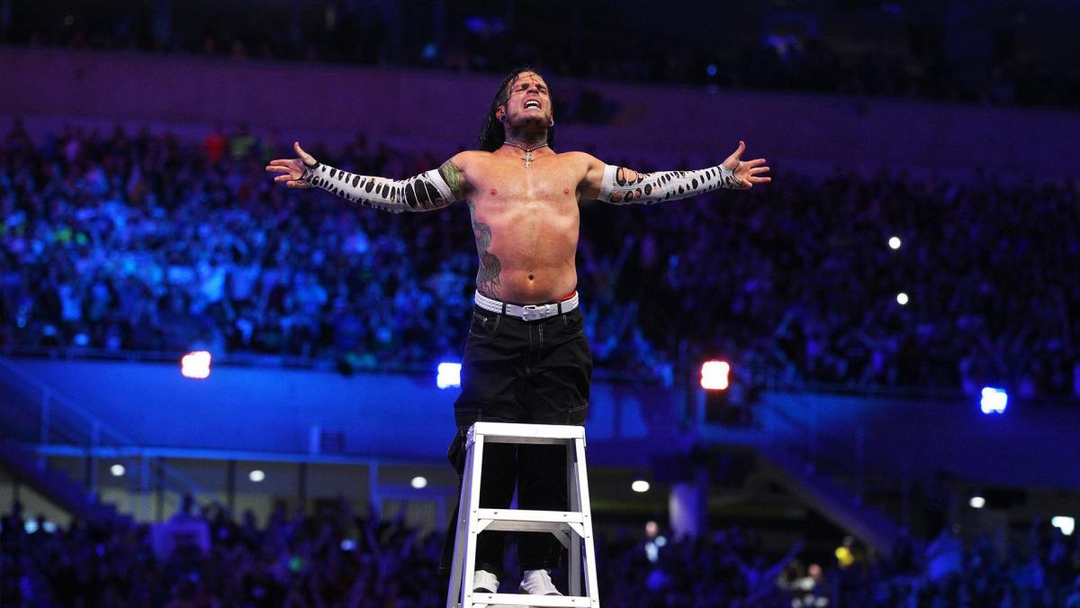 The Hardy Boyz Won A Fatal 4 Way Ladder Match To Win The Raw Tag
