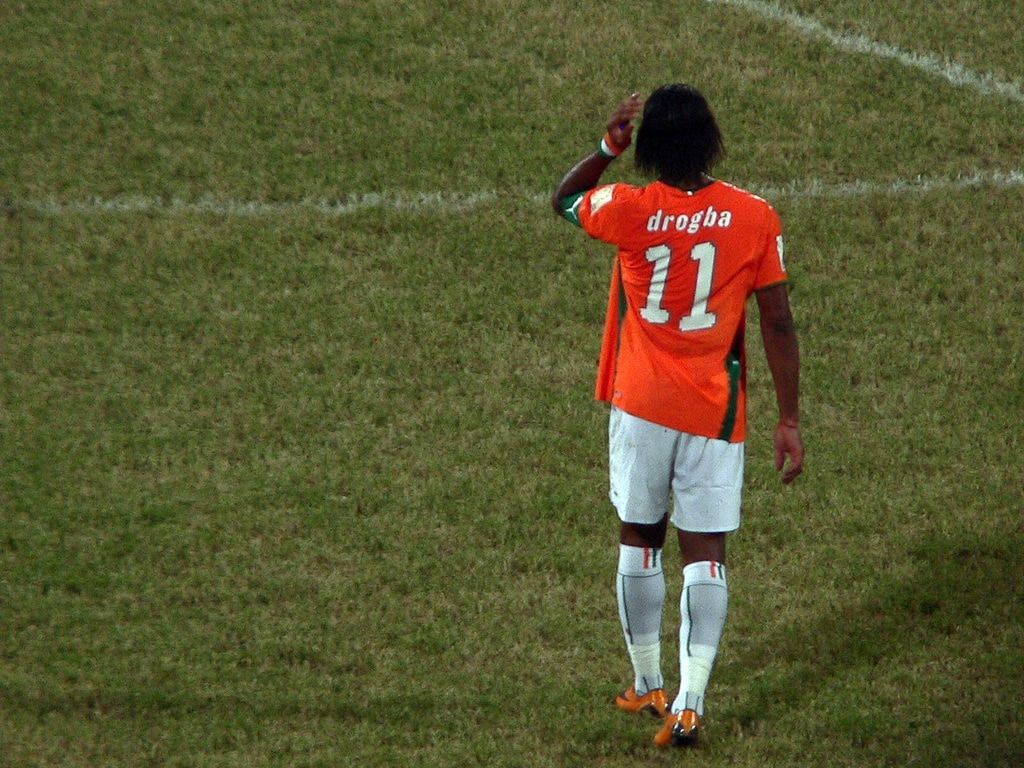 Didier Drogba Touches Up His Hair During Cote D'ivoire