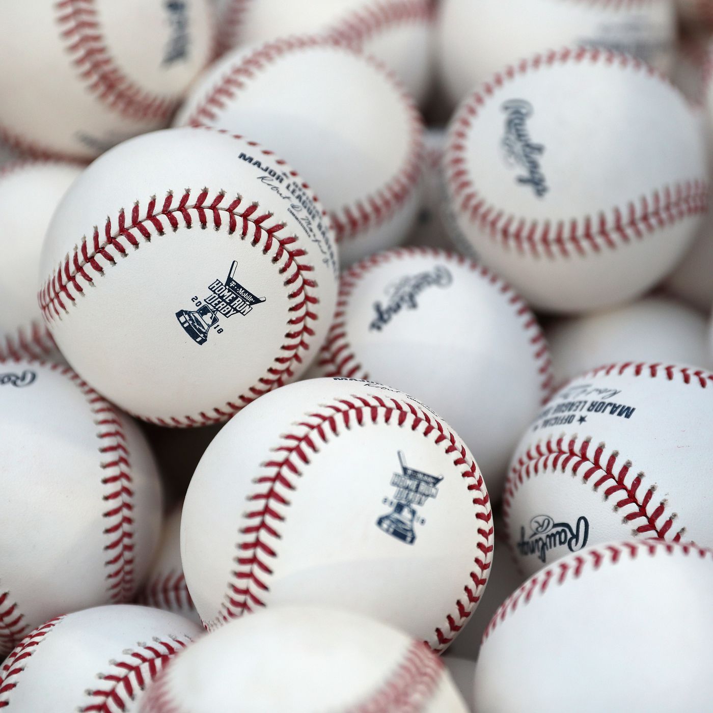 The end of rubbing mud? MLB experiments with new baseballs