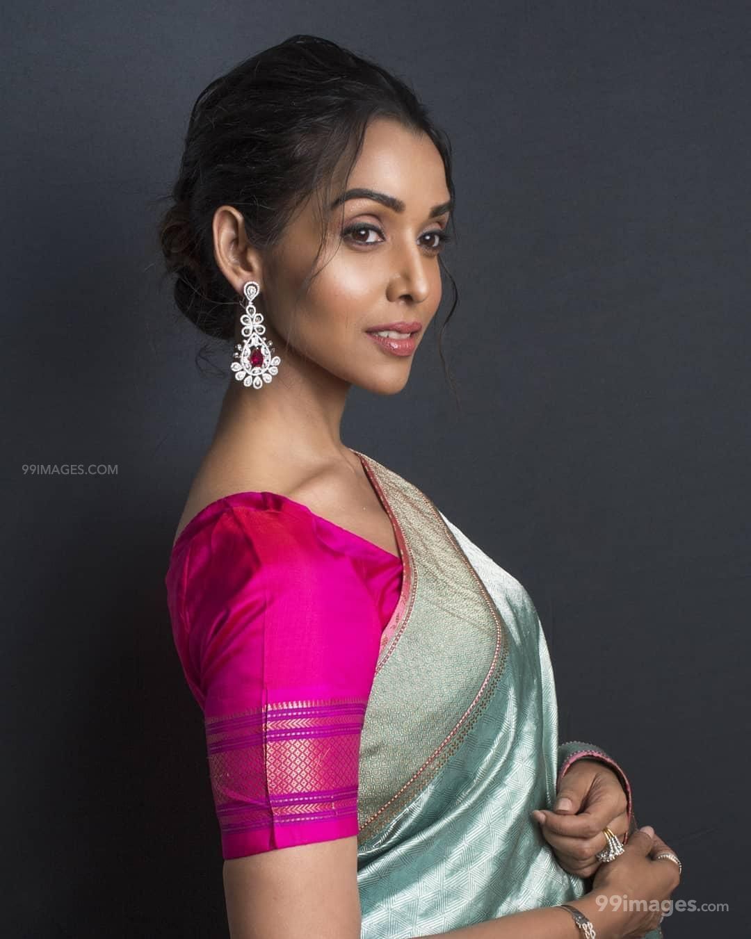 Anupriya Goenka Wallpapers - Wallpaper Cave