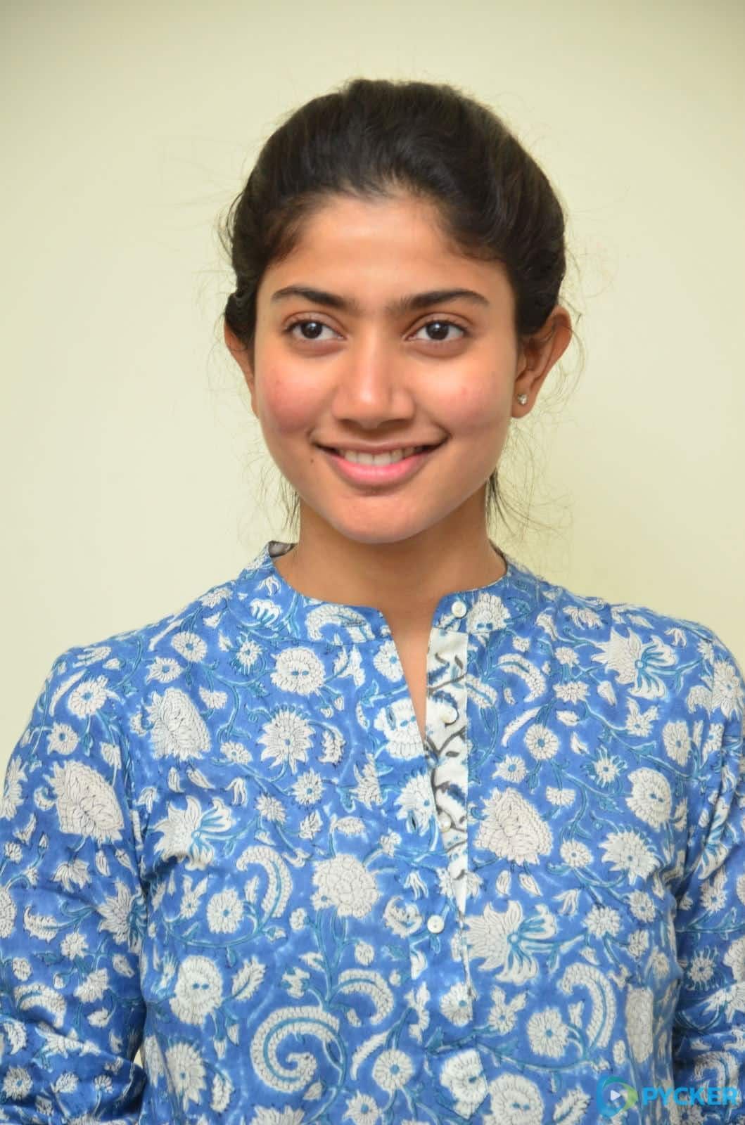Sai Pallavi Latest Pictures And HD Wallpapers