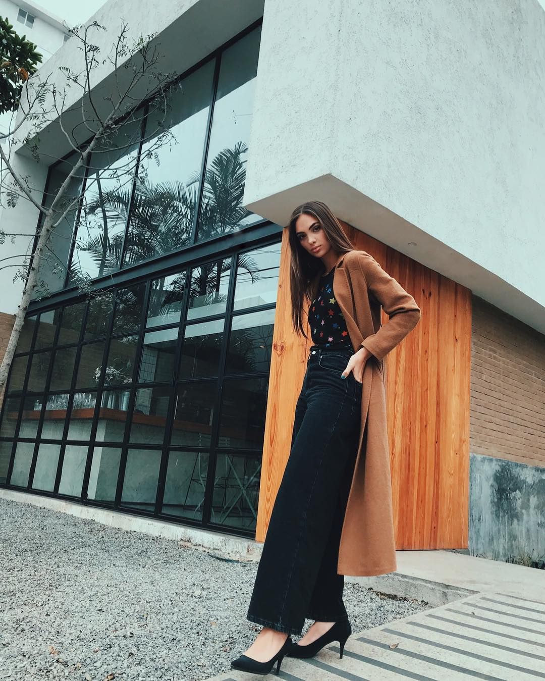 Natalie Vertiz on Instagram: “Lima la Gris. #TGIF, tarde