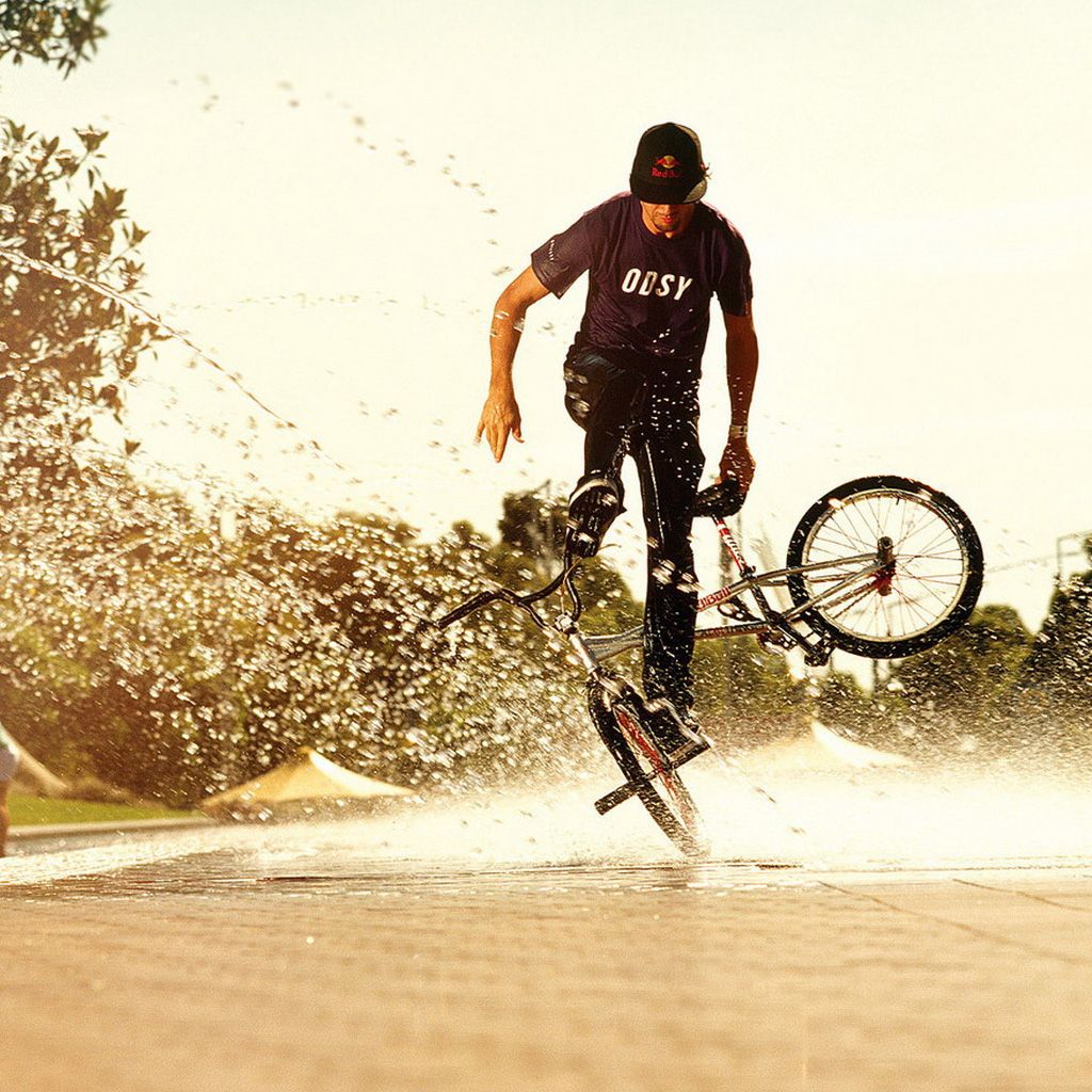 Free download Wallpaper Bike tricks Sports iPad iPad 2 iPad mini