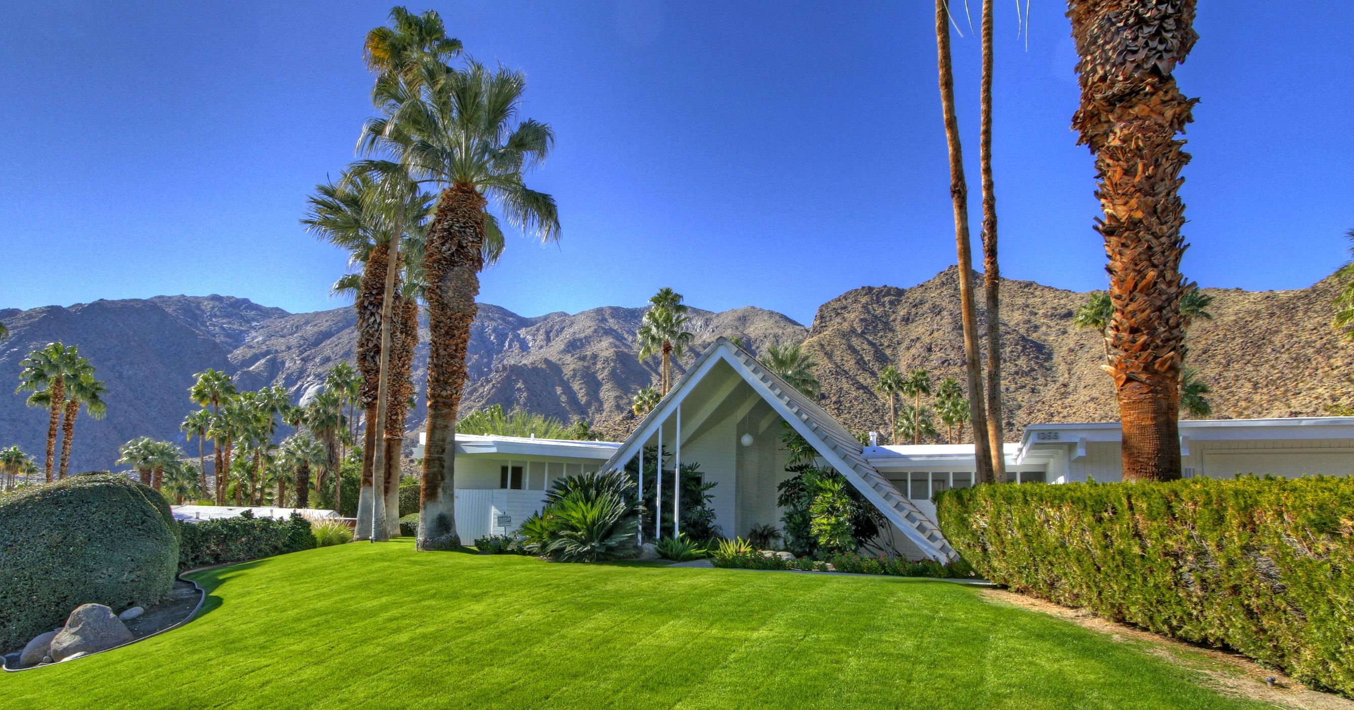 Palm Springs, CA Real Estate Sales on Fire, Canadian Snowbirds Fan.