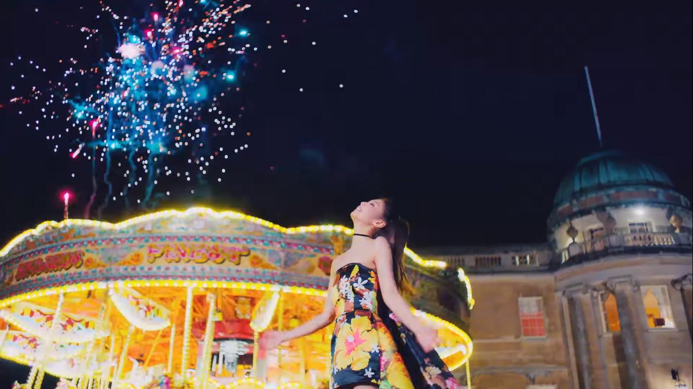 Jennie: Solo