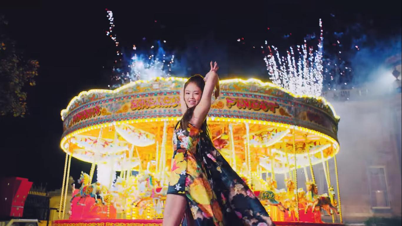 Jennie: Solo