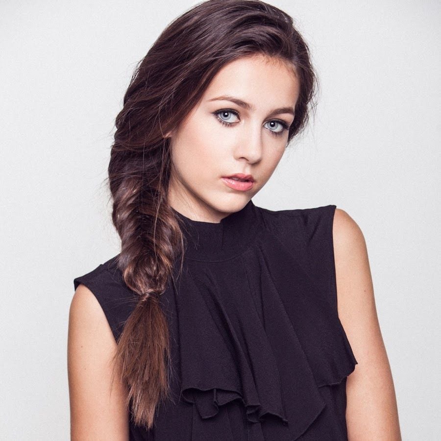 Emma Fuhrmann Wallpapers - Wallpaper Cave