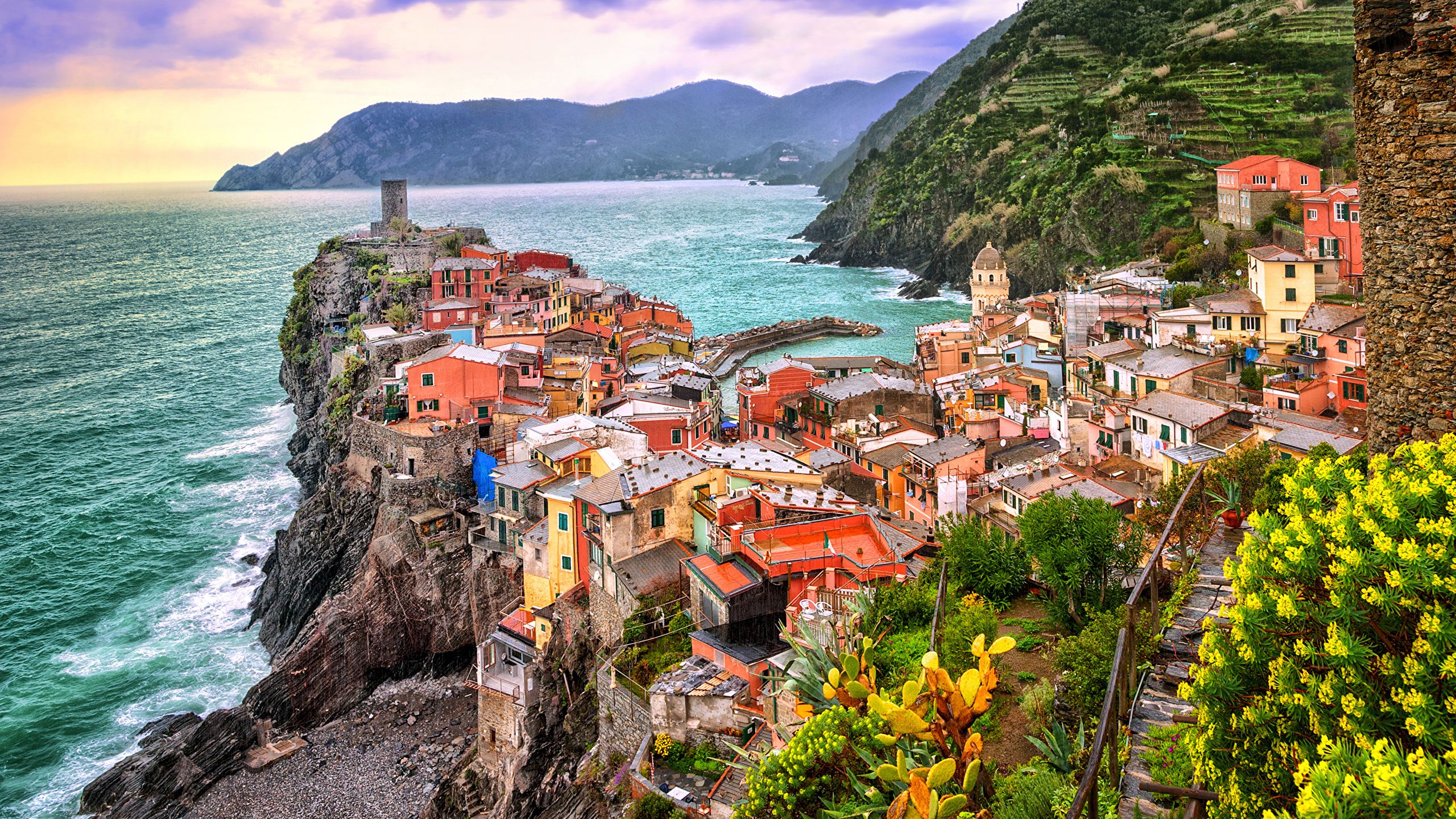 Image Liguria Vernazza Cinque Terre park Italy Cliff Bay 2560x1440