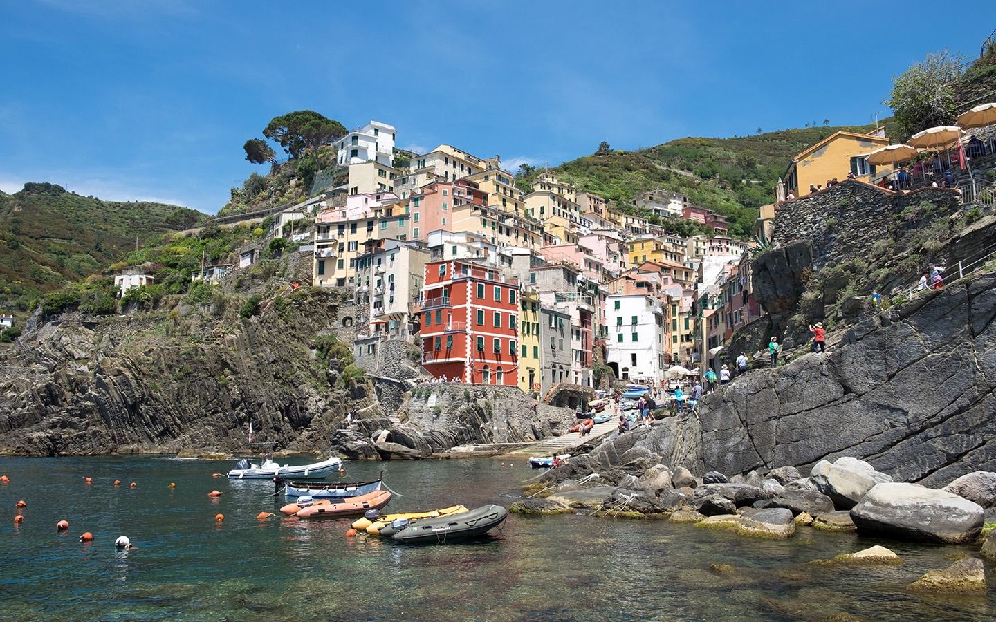 The First Timer's Guide To Visiting The Cinque Terre