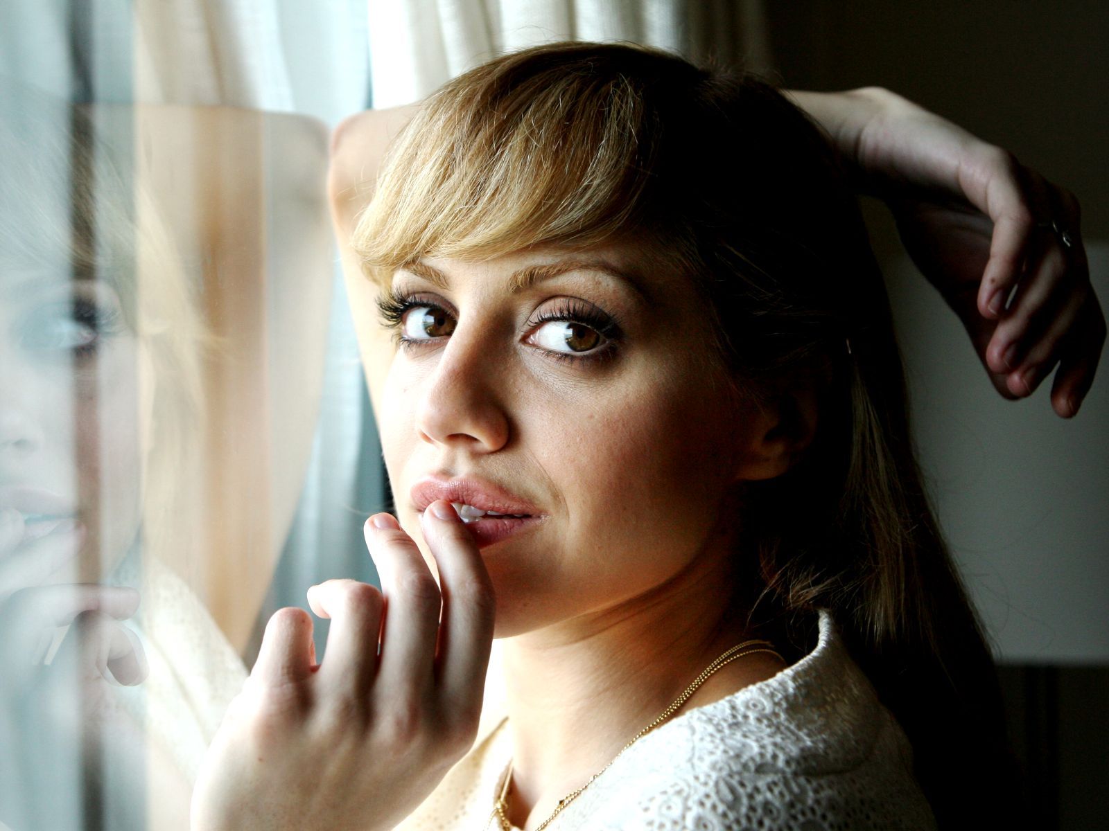 Desktop Wallpaper Brittany Murphy Celebrities