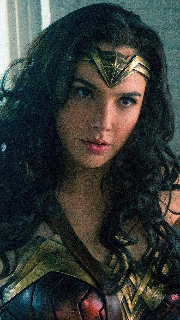 Gal Gadot Wallpaper iPhone 7 Plus #iPhoneX. Gal gadot wonder