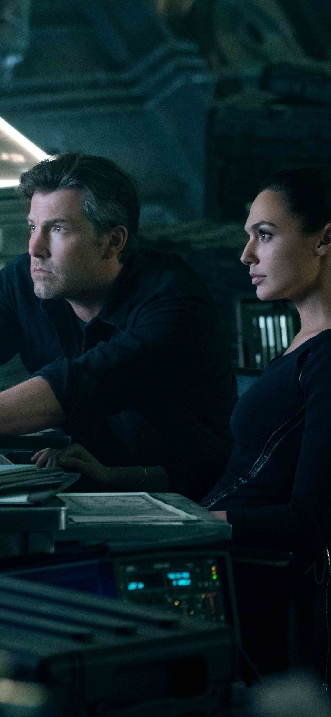 Ben Affleck And Gal Gadot In Justice League iPhone XS