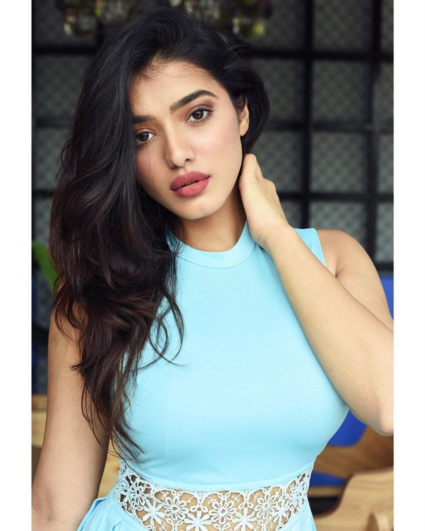 Ketika Sharma Photo [HD]: Latest Image, Picture, Stills