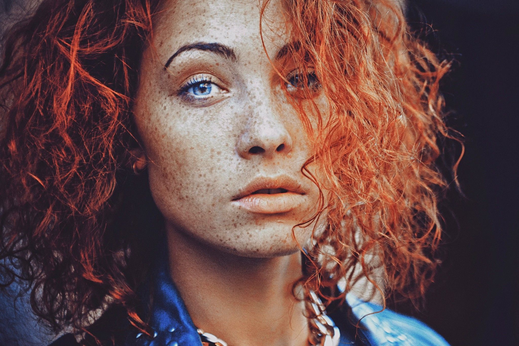 women model redhead face curly hair open mouth freckles blue eyes