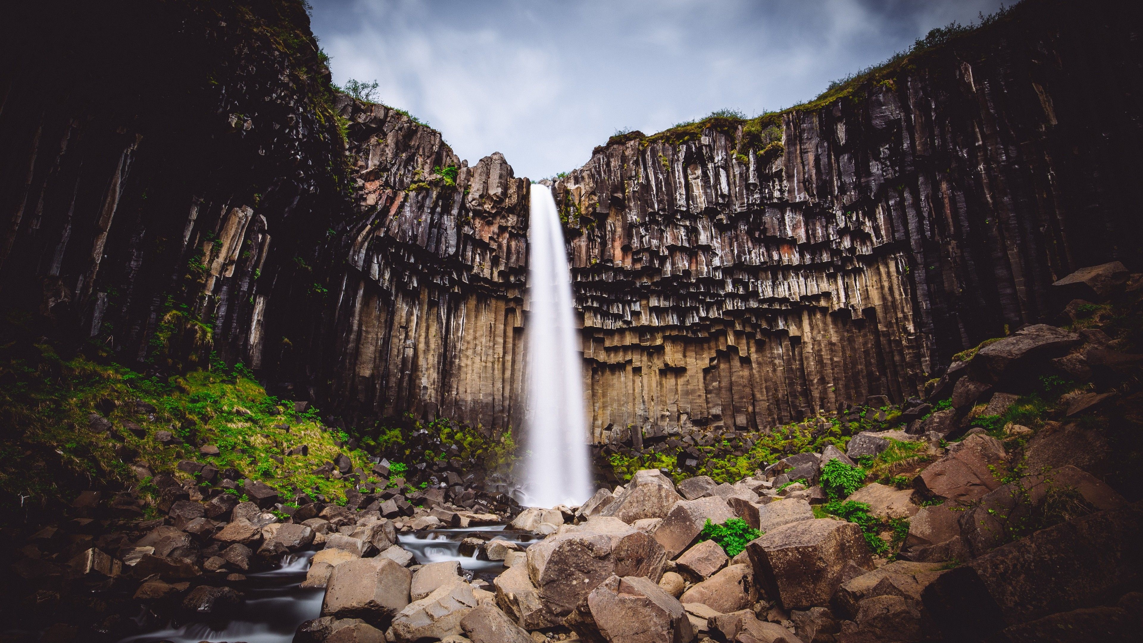 Wallpaper Svartifoss waterfall, Skaftafell National Park, Iceland