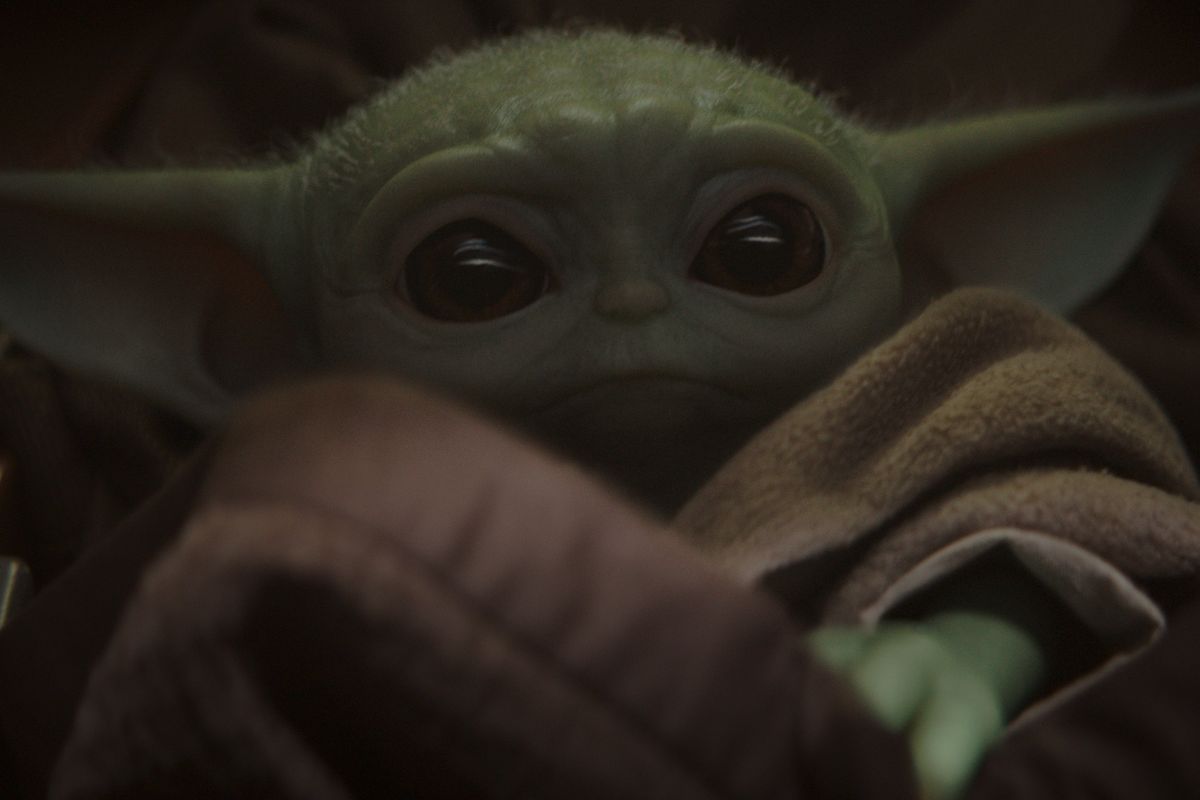 The Mandalorian': Viral photo shows George Lucas meeting Baby Yoda