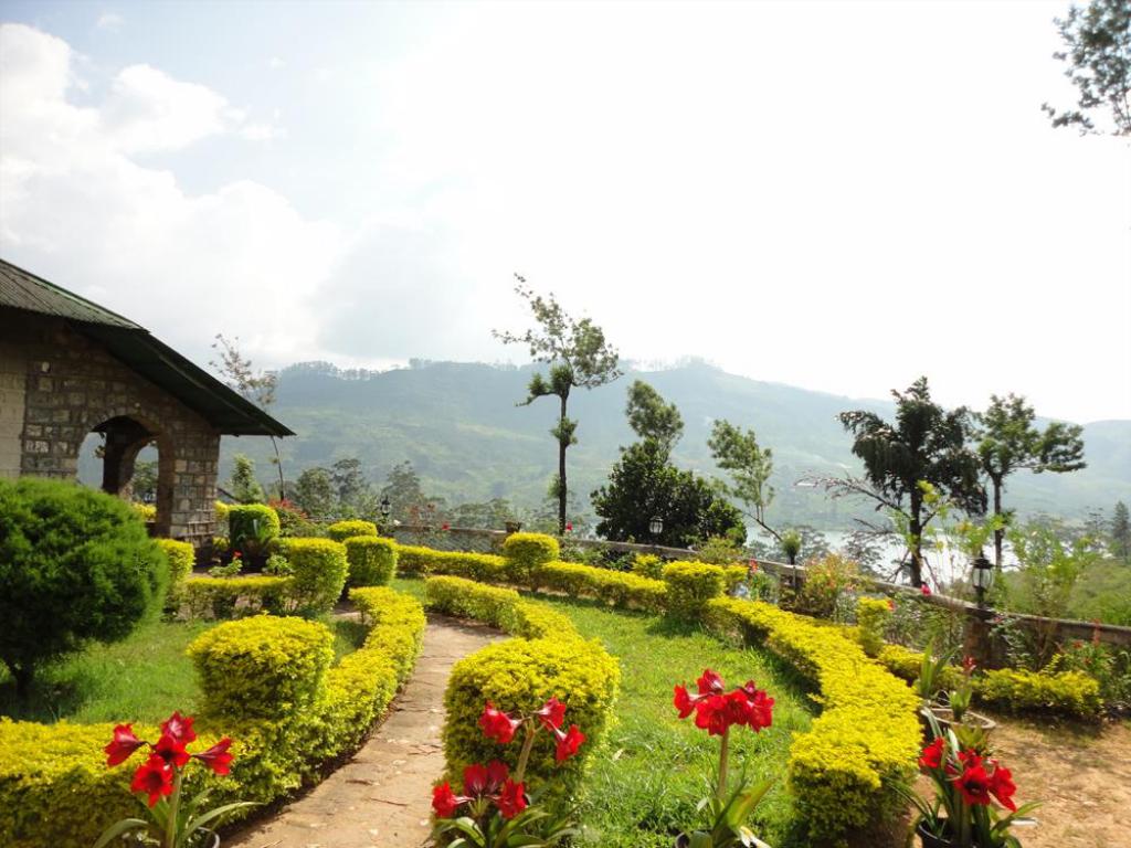 Best Price on Castlereigh Holiday Inn and Cottages in Nuwara Eliya