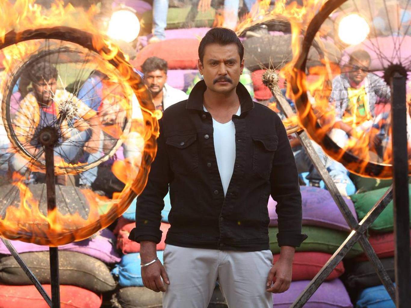 Yajamana Movie HD Wallpaper. Yajamana HD Movie Wallpaper Free