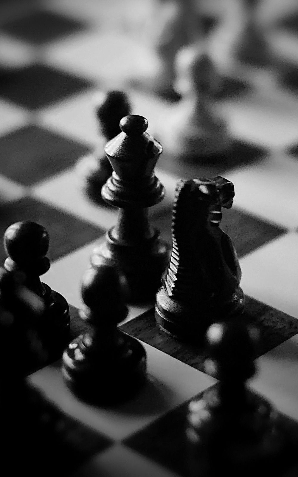 Black and White Chess Board Pieces Android and iPhone Wallpaper