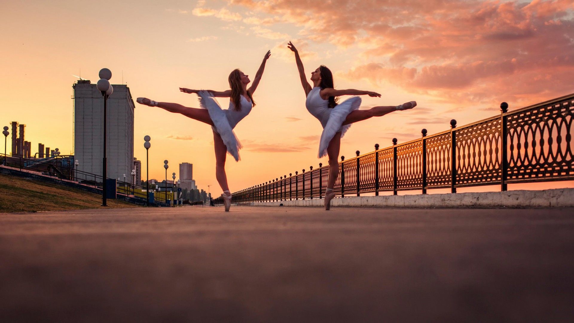 Sunset Ballerina Dancers HD wallpaper