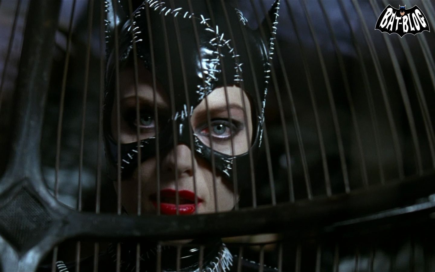 Free download CATWOMAN WALLPAPERS Michelle Pfeiffer From 1992