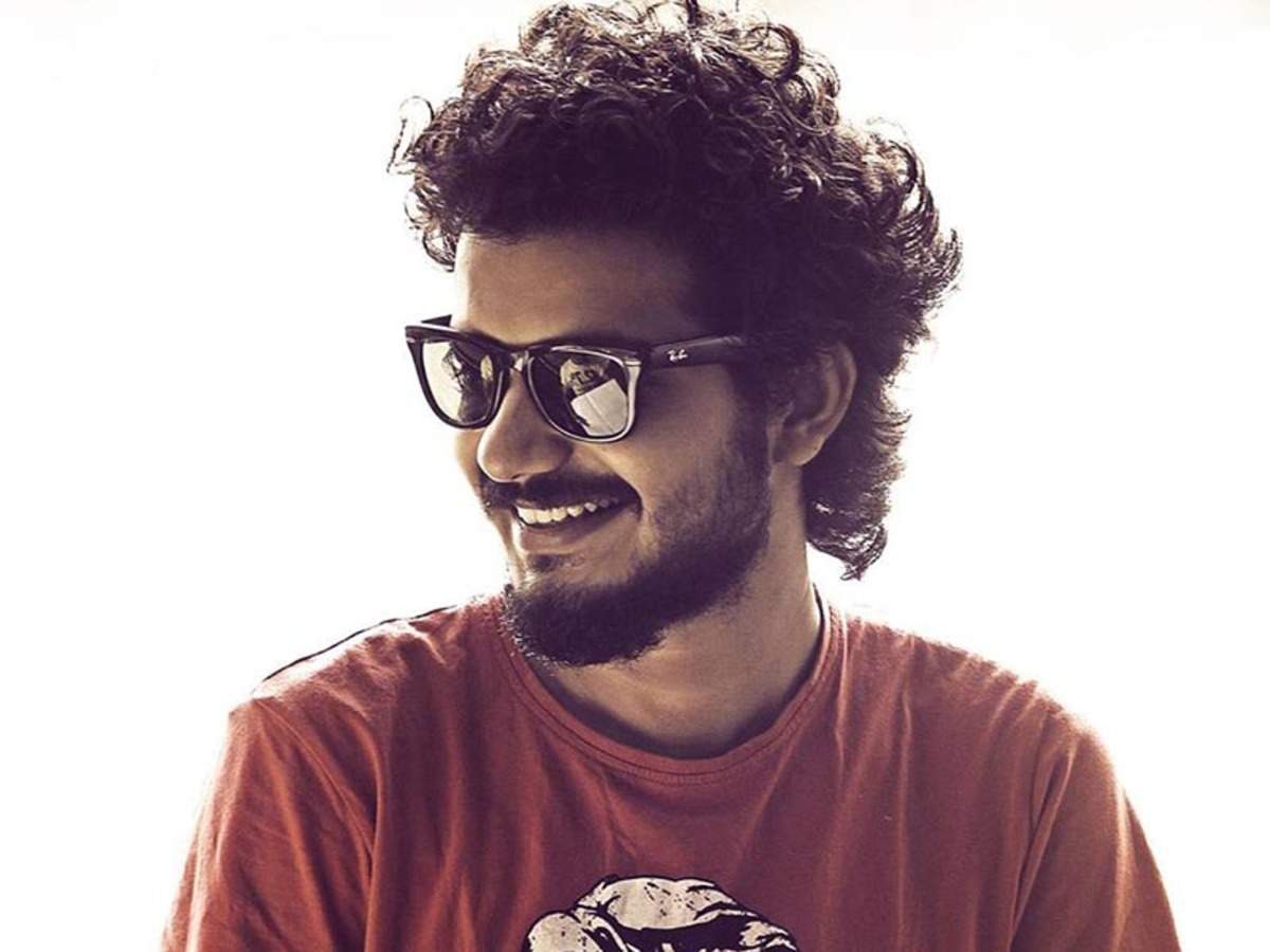 Sreenath Bhasi: Sreenath Bhasi is a paavam gujju next. Malayalam