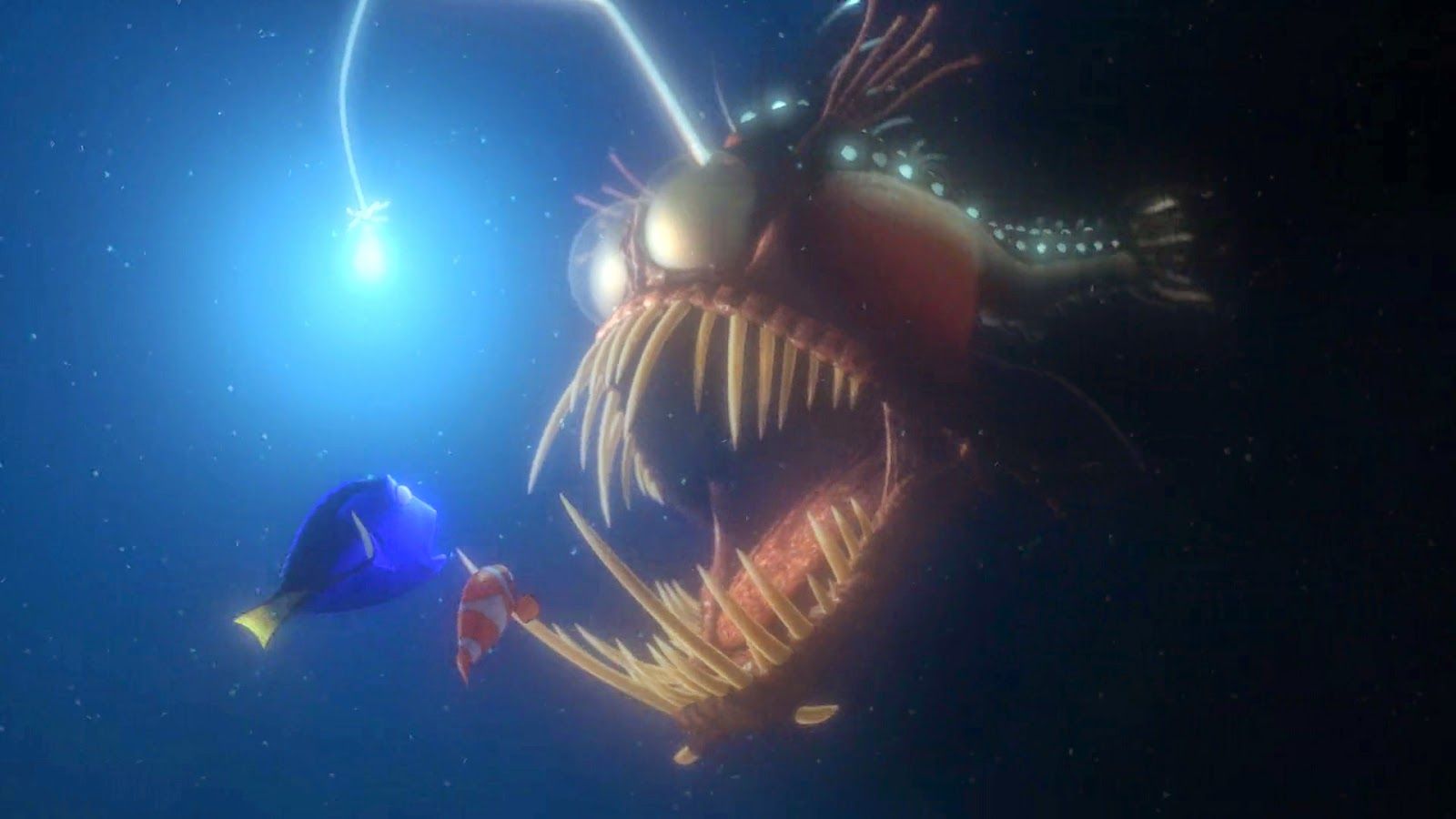 Dan The Pixar Fan: Finding Nemo: Anglerfish Light Up Action Figure