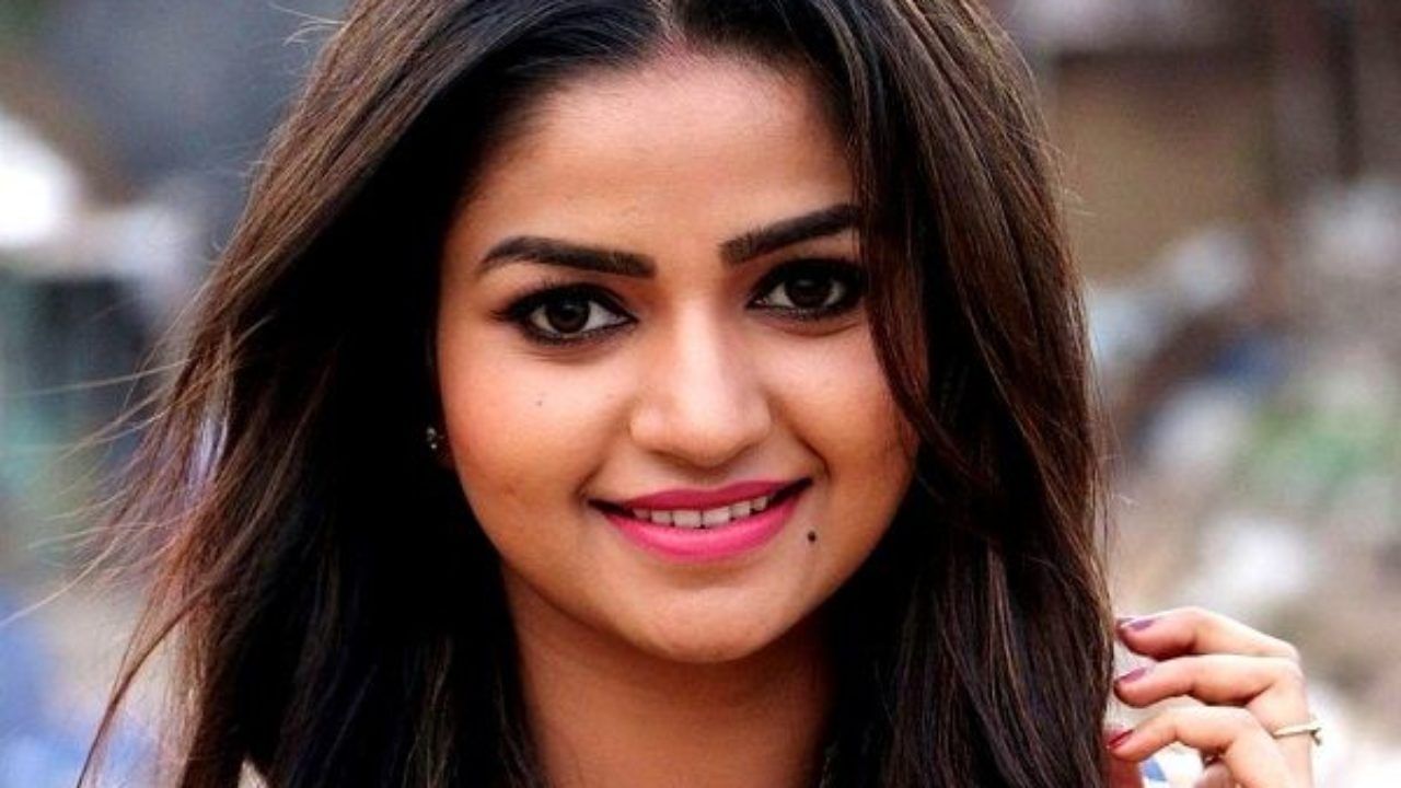 Nithya Ram (Actress) Height, Weight, Age, Husband, Biography