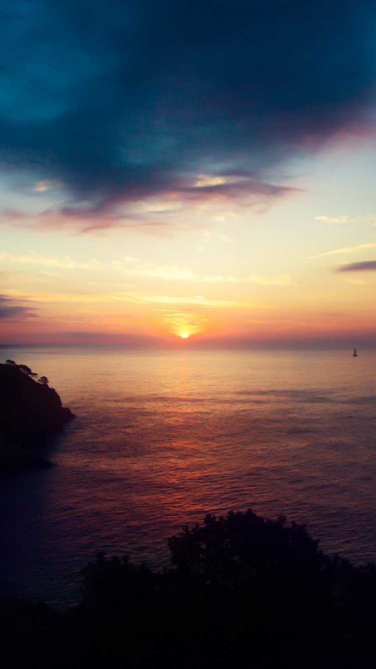 Ocean Beach Sunset HD Wallpaper (750x1334)
