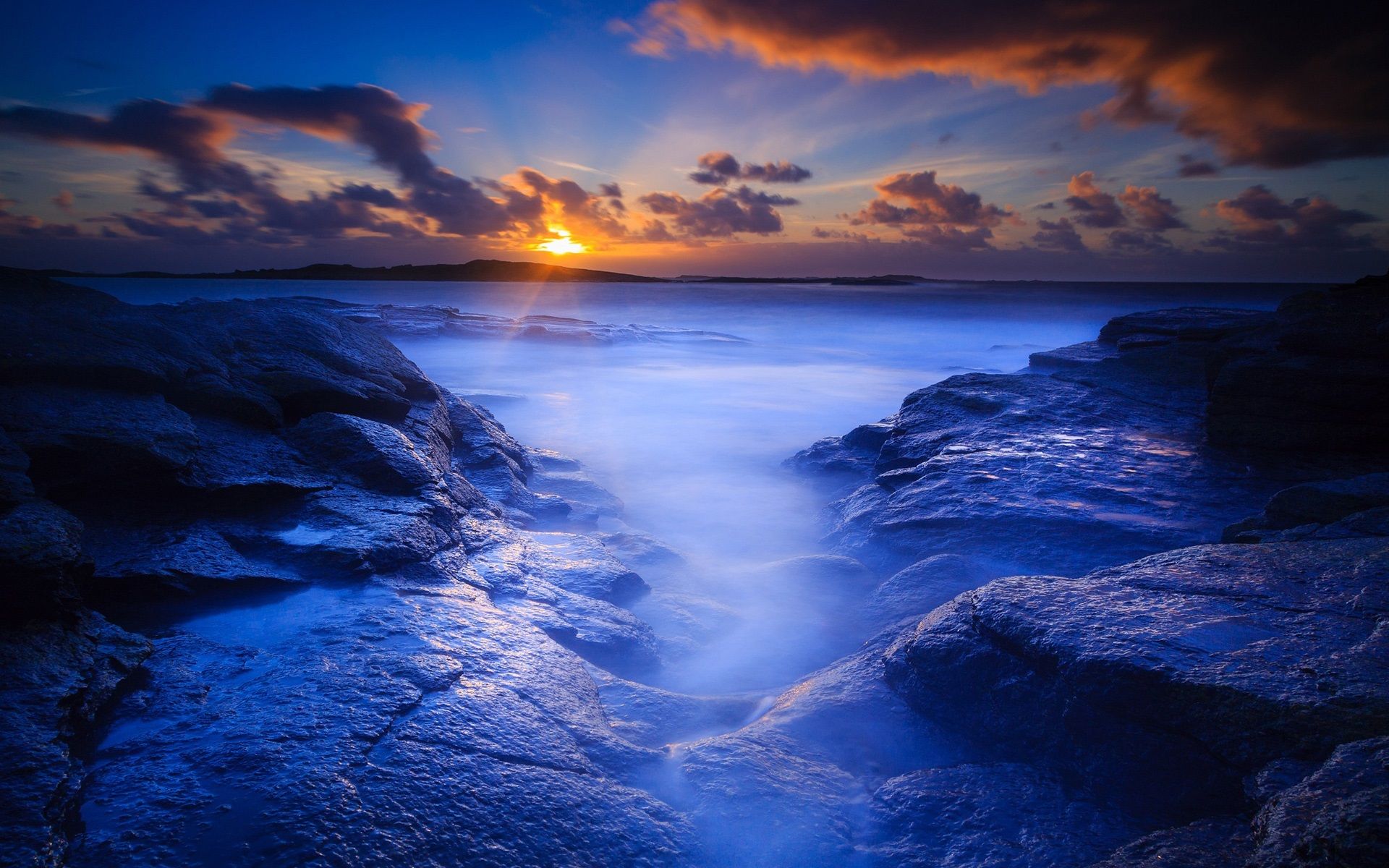 Wallpaper Morning beach, sea, rocks, dawn, sunrise 1920x1200 HD