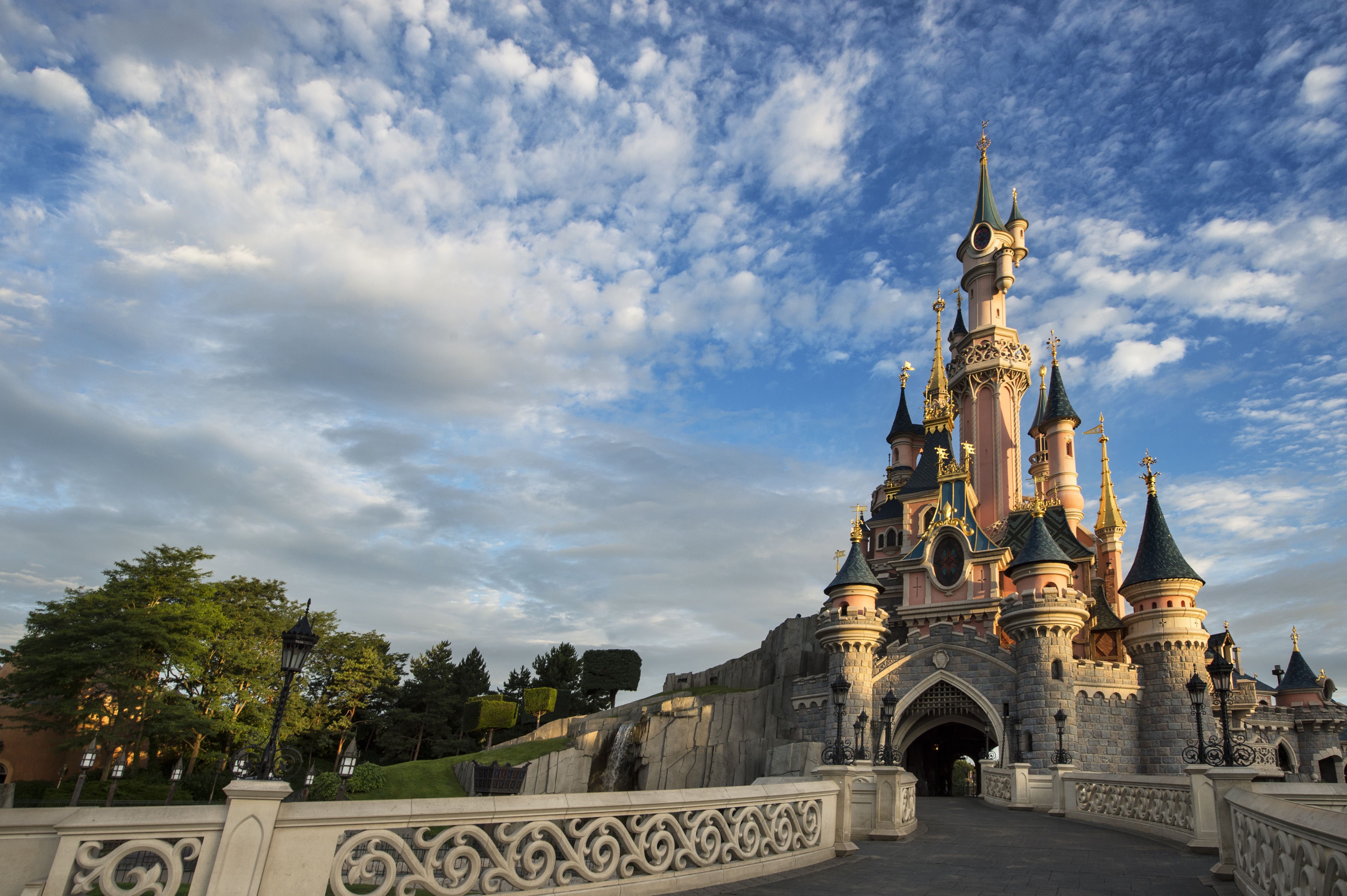 Free download Disneyland Paris a 2 billion expansion plan